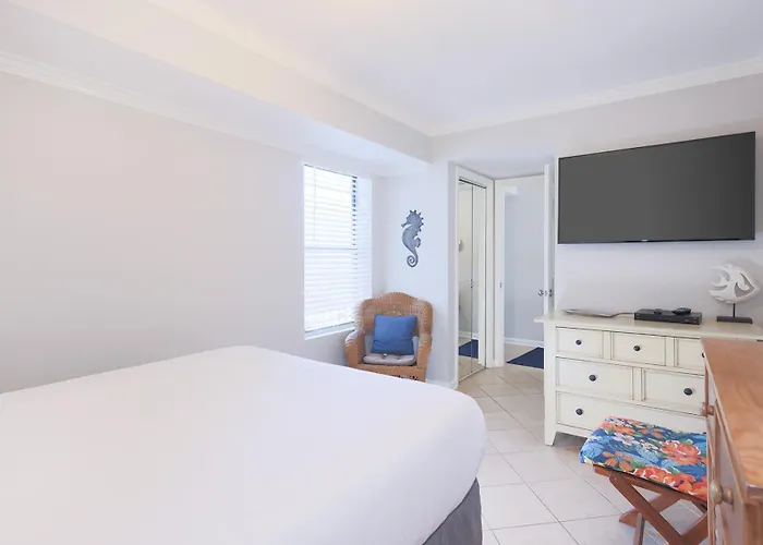 Island Winds East 207 Apartment